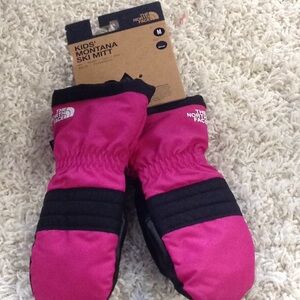 Kids the north face mittens-NEW